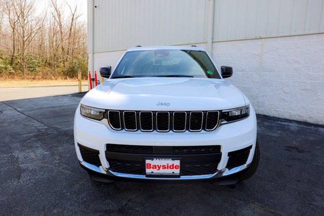 2025 Jeep Grand Cherokee GRAND CHEROKEE L LAREDO X 4X4