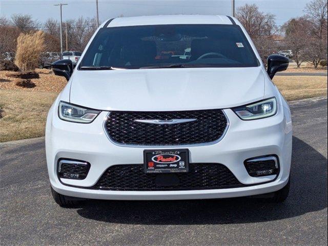 2025 Chrysler Pacifica PACIFICA SELECT