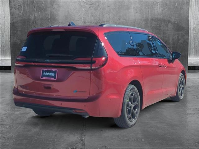 2025 Chrysler Pacifica Hybrid PACIFICA PLUG-IN HYBRID S APPEARANCE