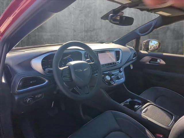 2025 Chrysler Pacifica Hybrid PACIFICA PLUG-IN HYBRID S APPEARANCE