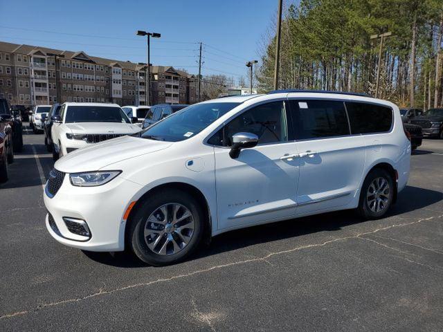 2025 Chrysler Pacifica Hybrid PACIFICA PLUG-IN HYBRID PINNACLE
