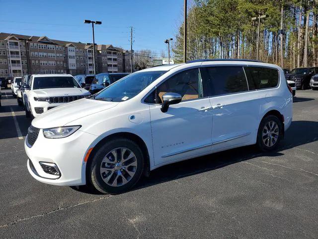2025 Chrysler Pacifica Hybrid PACIFICA PLUG-IN HYBRID PINNACLE