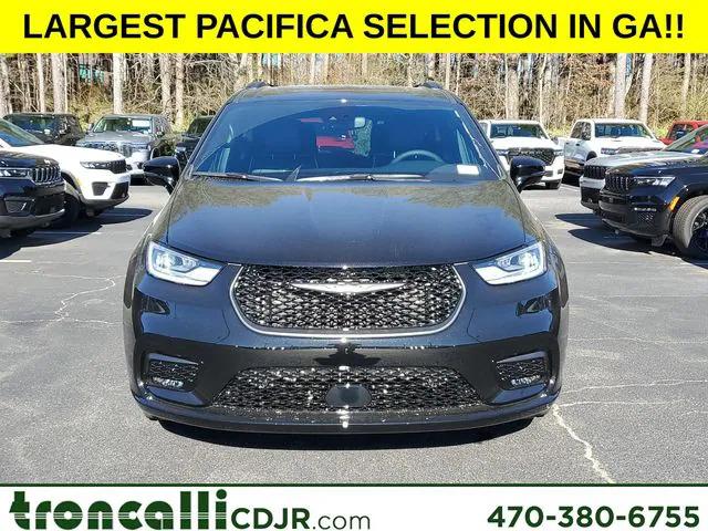 2025 Chrysler Pacifica Hybrid PACIFICA PLUG-IN HYBRID S APPEARANCE