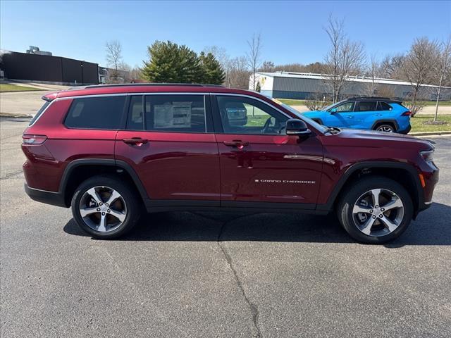 2025 Jeep Grand Cherokee GRAND CHEROKEE L LIMITED 4X4