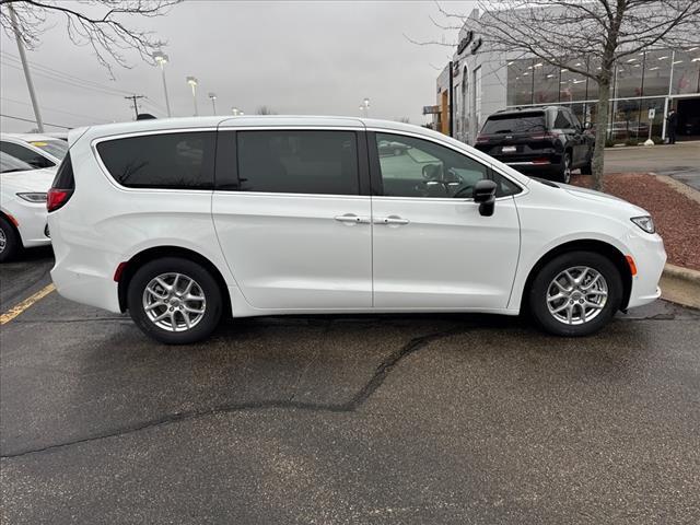 2025 Chrysler Pacifica PACIFICA SELECT