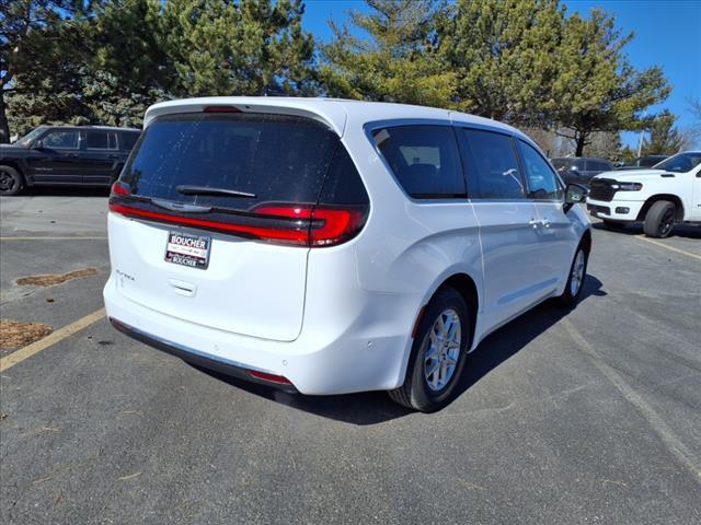 2025 Chrysler Pacifica PACIFICA SELECT