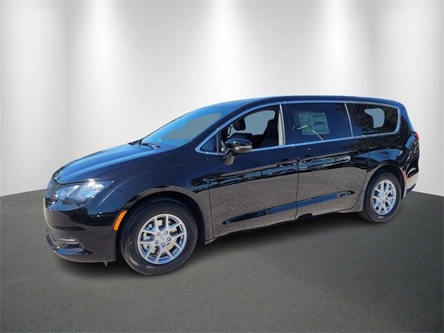 2025 Chrysler Voyager VOYAGER