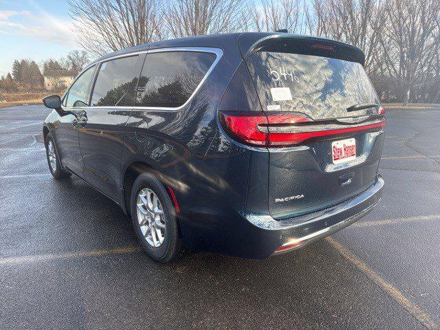 2025 Chrysler Pacifica PACIFICA SELECT