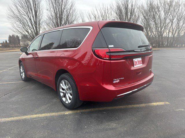 2025 Chrysler Pacifica PACIFICA SELECT AWD