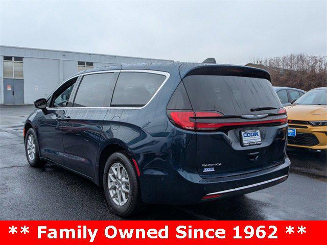 2025 Chrysler Pacifica PACIFICA SELECT