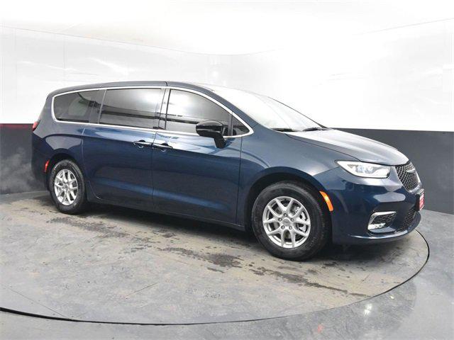 2025 Chrysler Pacifica PACIFICA SELECT