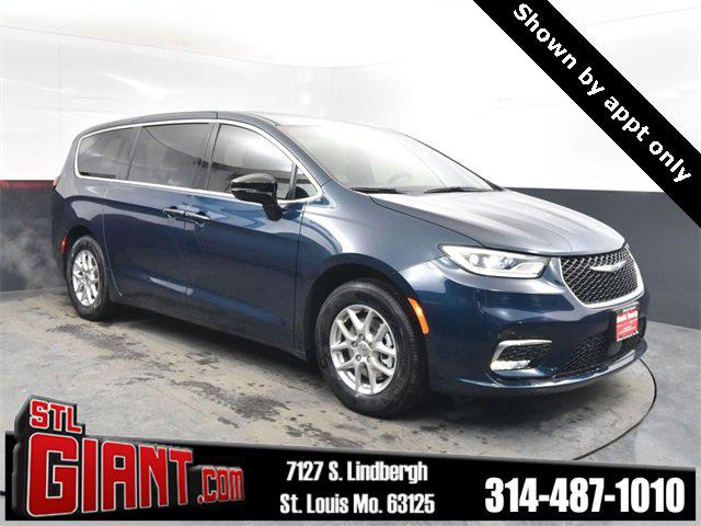 2025 Chrysler Pacifica PACIFICA SELECT