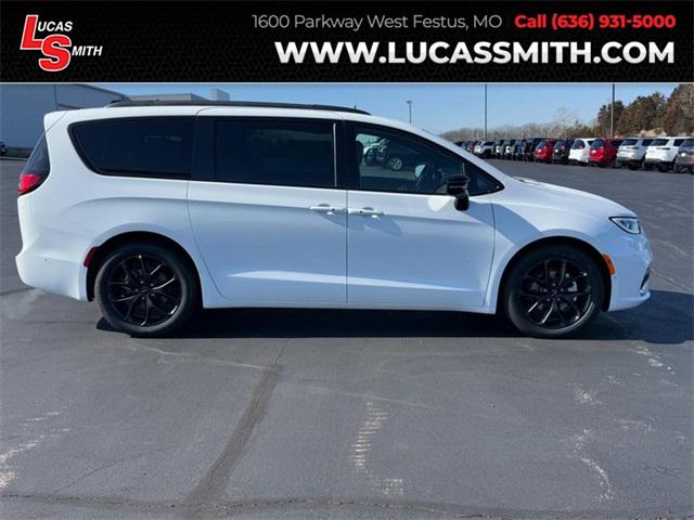 2025 Chrysler Pacifica PACIFICA LIMITED
