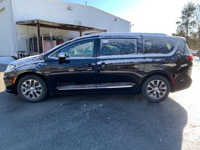 2025 Chrysler Pacifica Hybrid PACIFICA PLUG-IN HYBRID PINNACLE