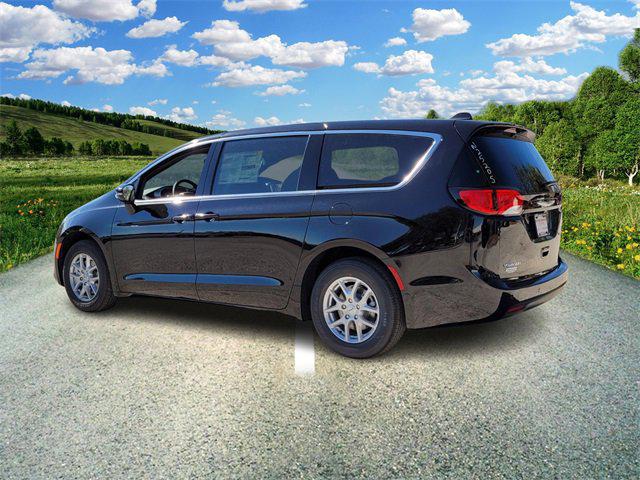 2025 Chrysler Voyager VOYAGER