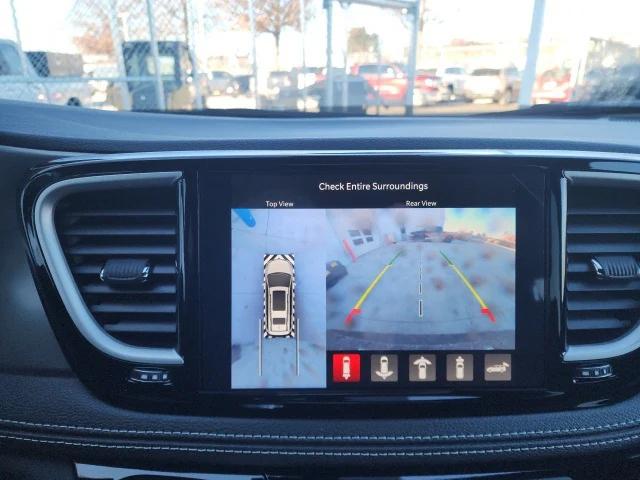 2025 Chrysler Pacifica PACIFICA SELECT AWD
