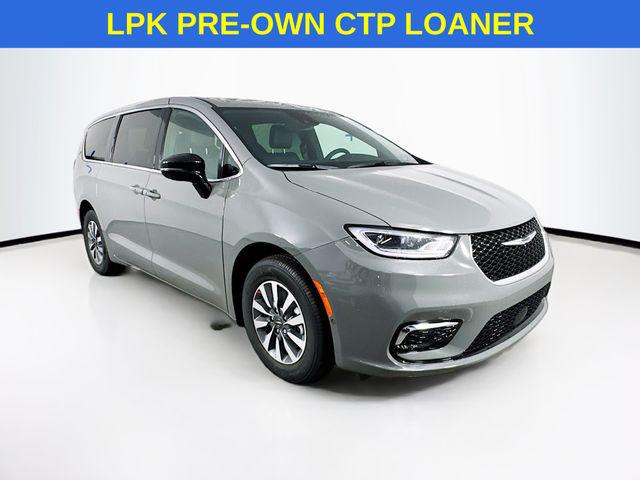 2025 Chrysler Pacifica Hybrid PACIFICA PLUG-IN HYBRID SELECT