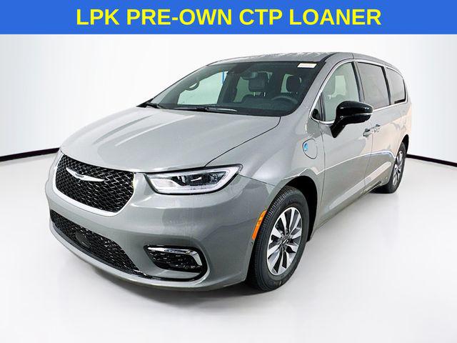 2025 Chrysler Pacifica Hybrid PACIFICA PLUG-IN HYBRID SELECT