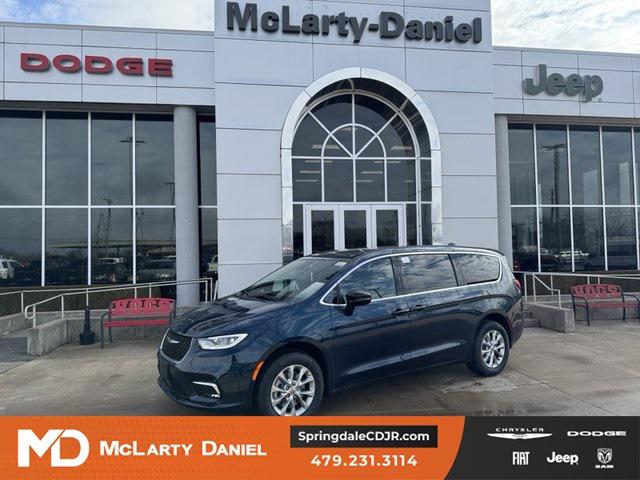 2025 Chrysler Pacifica PACIFICA SELECT AWD