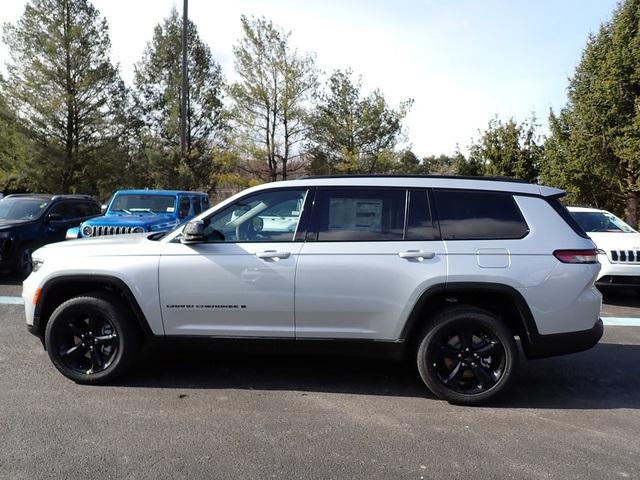 2025 Jeep Grand Cherokee GRAND CHEROKEE L ALTITUDE X 4X4