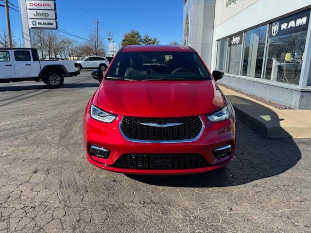 2025 Chrysler Pacifica PACIFICA SELECT AWD