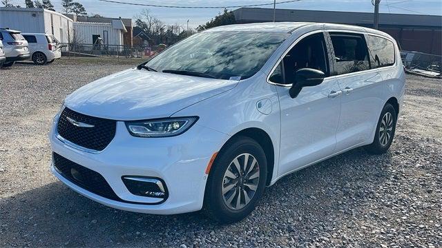 2025 Chrysler Pacifica Hybrid PACIFICA PLUG-IN HYBRID SELECT