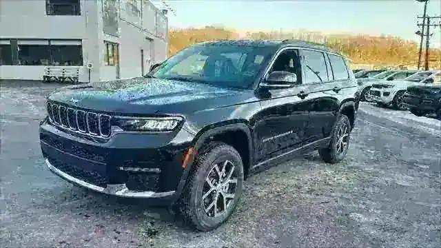 2025 Jeep Grand Cherokee GRAND CHEROKEE L LIMITED 4X4
