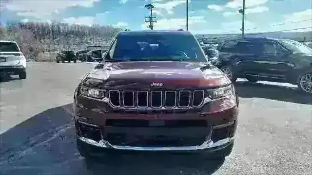 2025 Jeep Grand Cherokee GRAND CHEROKEE L LIMITED 4X4