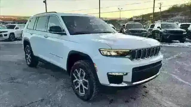 2025 Jeep Grand Cherokee GRAND CHEROKEE L LIMITED 4X4