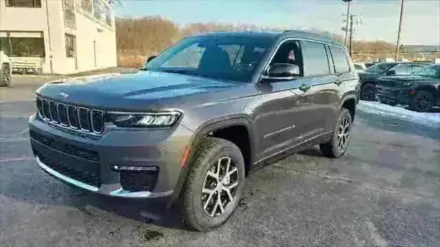 2025 Jeep Grand Cherokee GRAND CHEROKEE L LIMITED 4X4