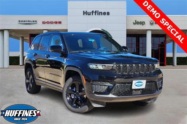 2025 Jeep Grand Cherokee GRAND CHEROKEE ALTITUDE X 4X2