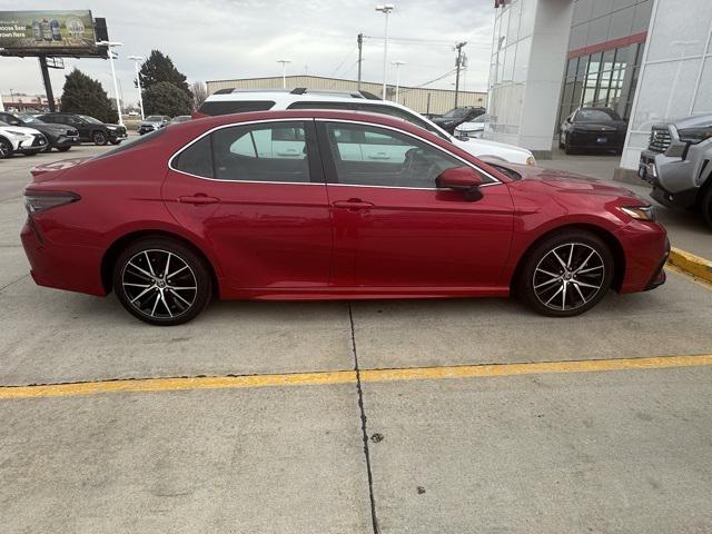 2021 Toyota Camry SE