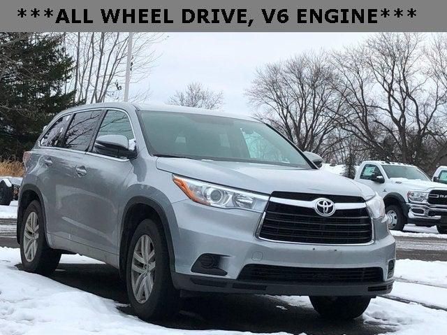 2016 Toyota Highlander LE V6