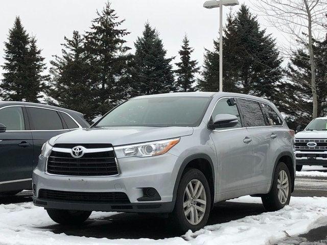 2016 Toyota Highlander LE V6