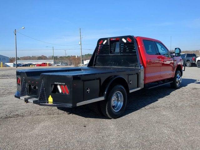 2024 Ford F-350 Chassis LARIAT