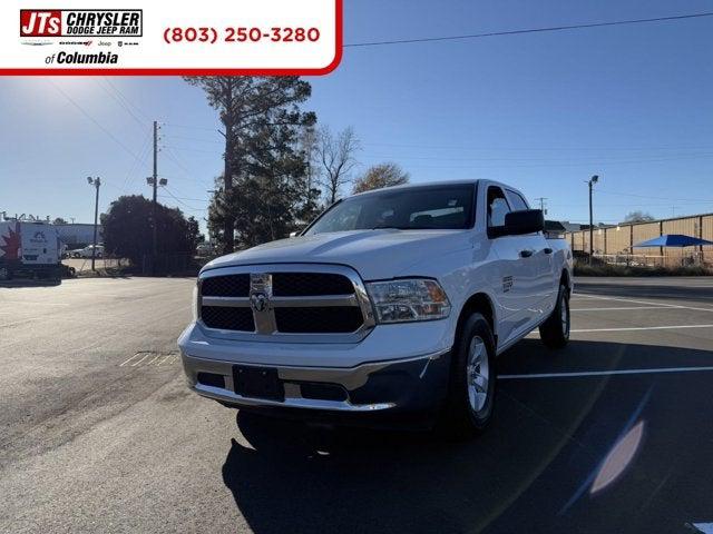 2022 RAM 1500 Classic SLT Crew Cab 4x2 57 Box