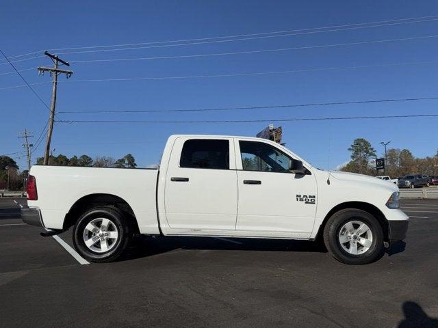 2022 RAM 1500 Classic SLT Crew Cab 4x2 57 Box