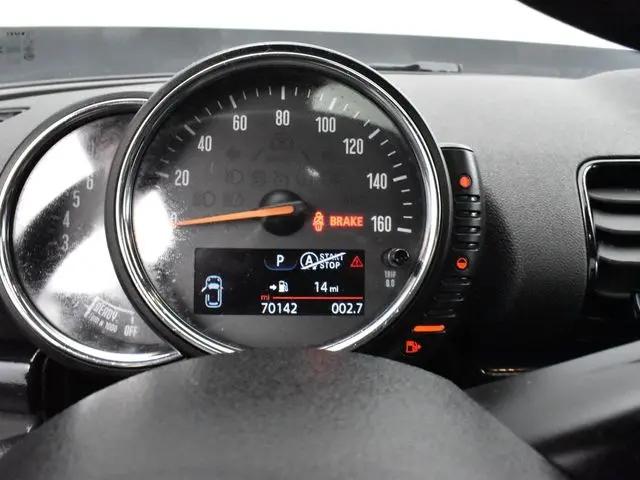 2017 MINI Cooper Clubman Cooper