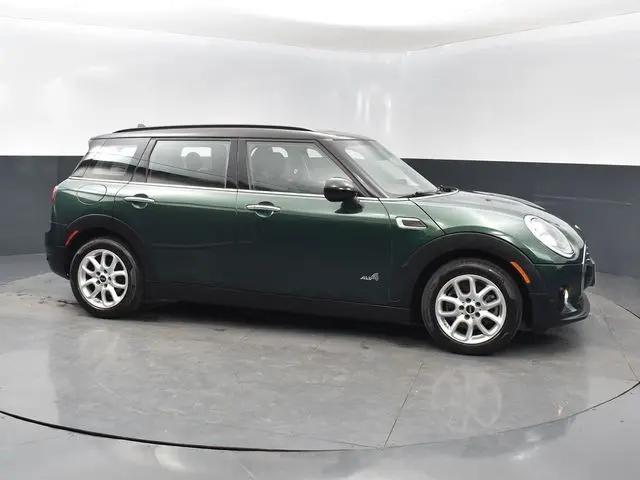 2017 MINI Cooper Clubman Cooper