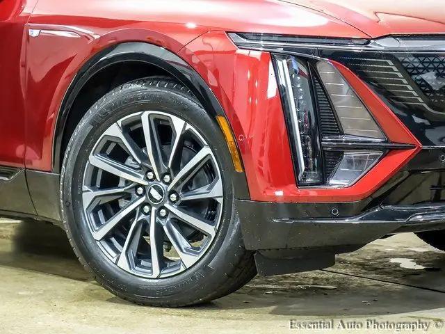 2025 Cadillac iQ Sport 2 RWD