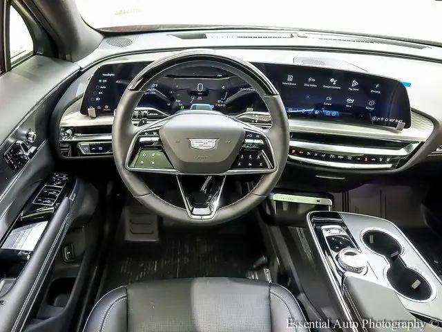 2025 Cadillac iQ Sport 2 RWD