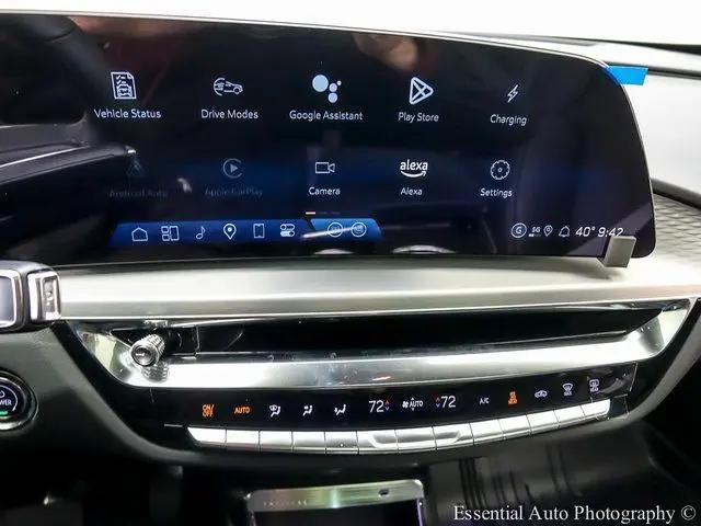 2025 Cadillac iQ Sport 2 RWD