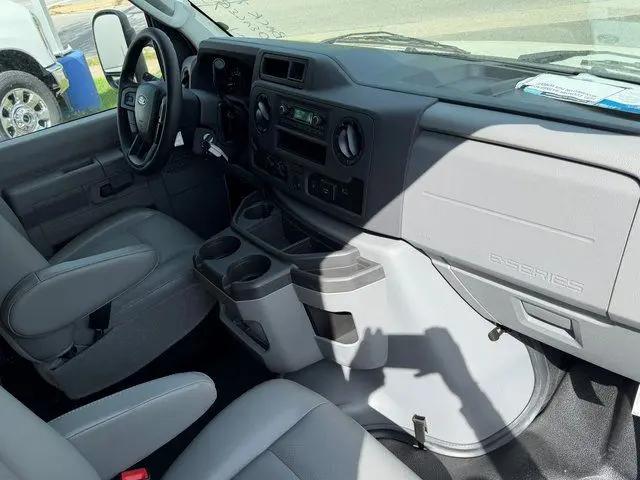 2025 Ford E-350 Cutaway E-Series Cutaway