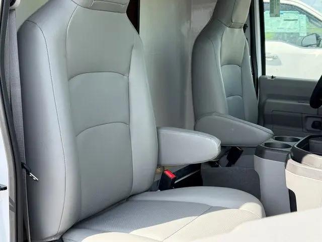 2025 Ford E-350 Cutaway E-Series Cutaway