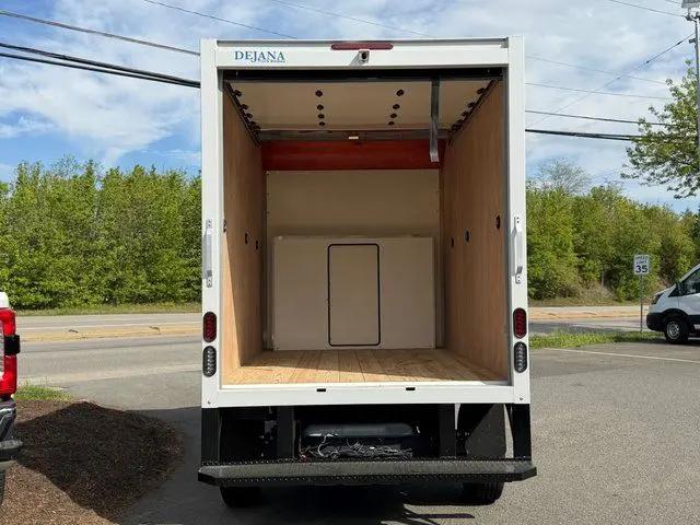2025 Ford E-350 Cutaway E-Series Cutaway