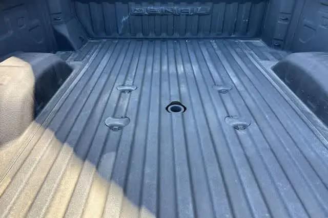 2021 GMC Sierra 3500HD 4WD Crew Cab Standard Bed Denali
