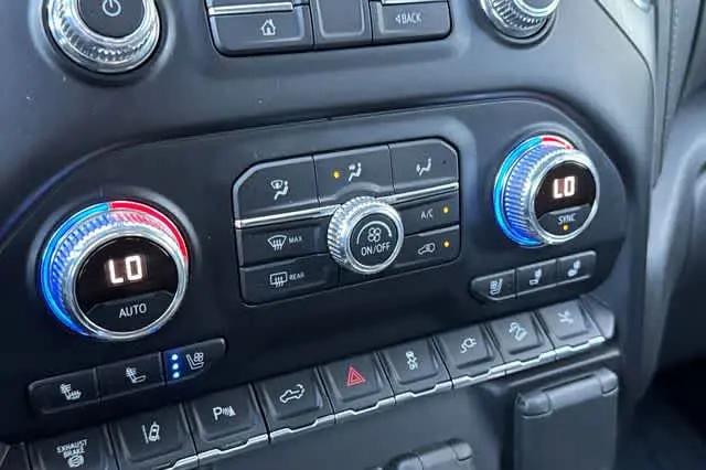 2021 GMC Sierra 3500HD 4WD Crew Cab Standard Bed Denali