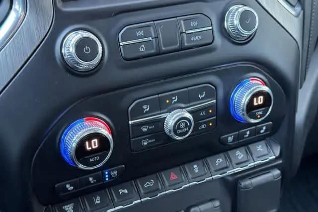 2021 GMC Sierra 3500HD 4WD Crew Cab Standard Bed Denali