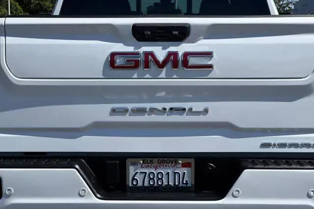 2021 GMC Sierra 3500HD 4WD Crew Cab Standard Bed Denali
