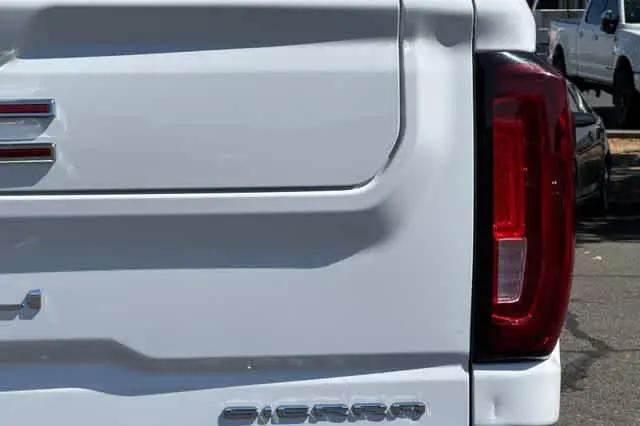 2021 GMC Sierra 3500HD 4WD Crew Cab Standard Bed Denali